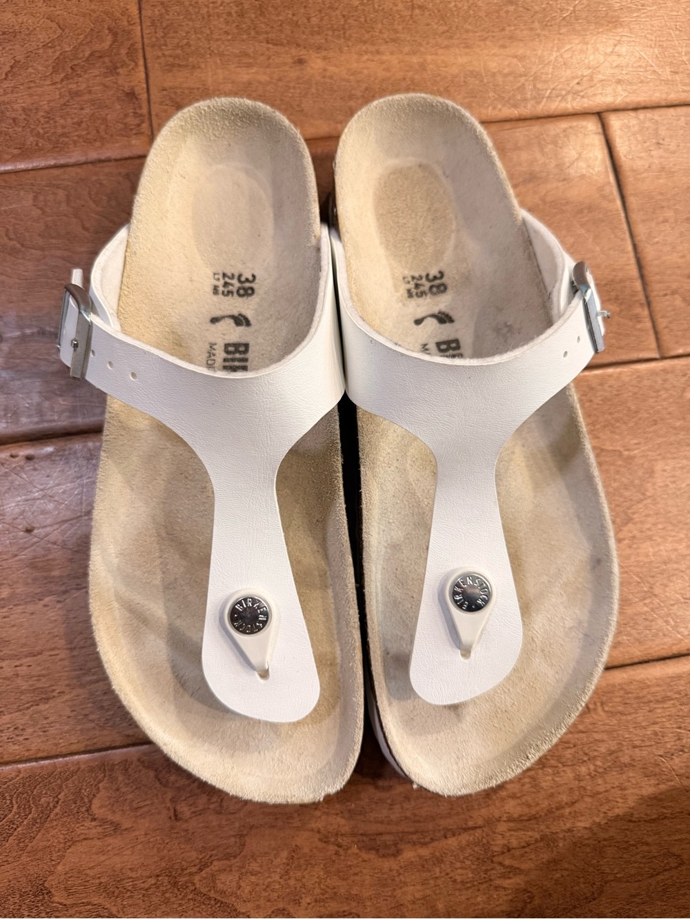 Birkenstock Gizeh White Regular Sandals - Women's 7, Men's 5